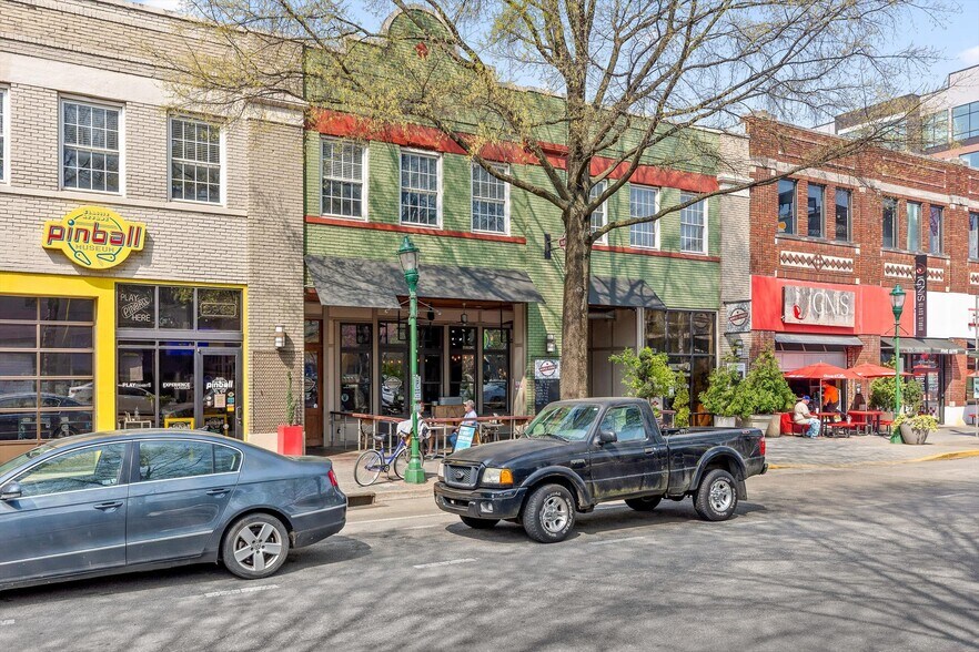 More Photos Of 407 Broad St, Chattanooga General Retail For Lease