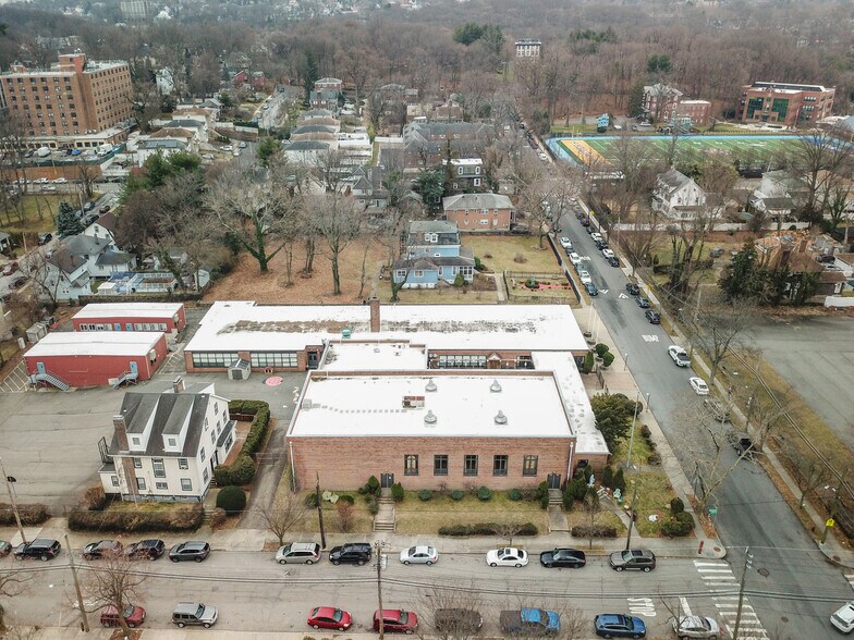 Primary Photo Of 145 Clinton Ave, Staten Island Religious Facility For Sale