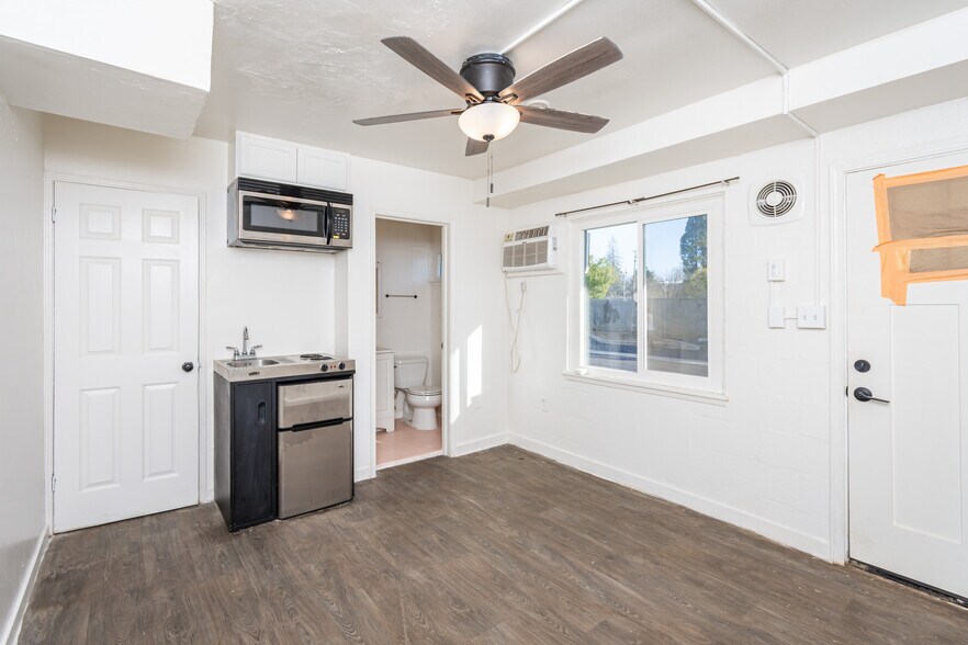 More Photos Of 2255 Bird St, Oroville Apartments For Sale