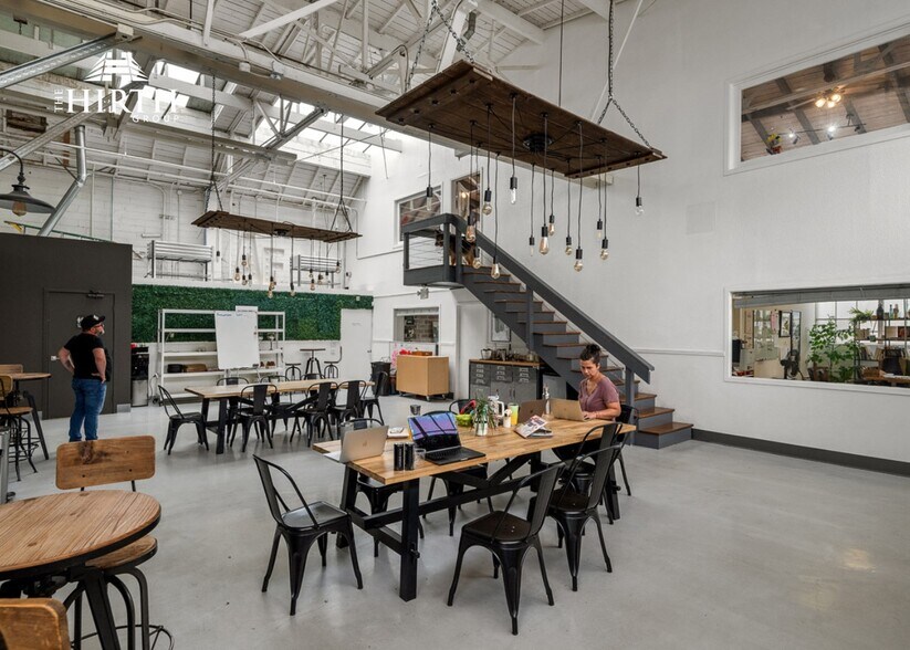 More Photos Of 2321 Filbert St, Oakland Warehouse For Sale