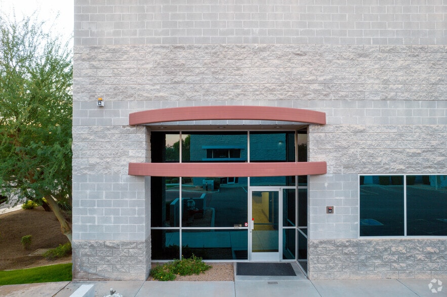 More Photos Of 160 E Corporate Pl, Chandler Manufacturing For Sale