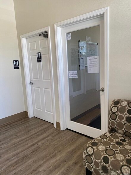 More Photos Of 2107 Forest Ave, Chico Office For Sale