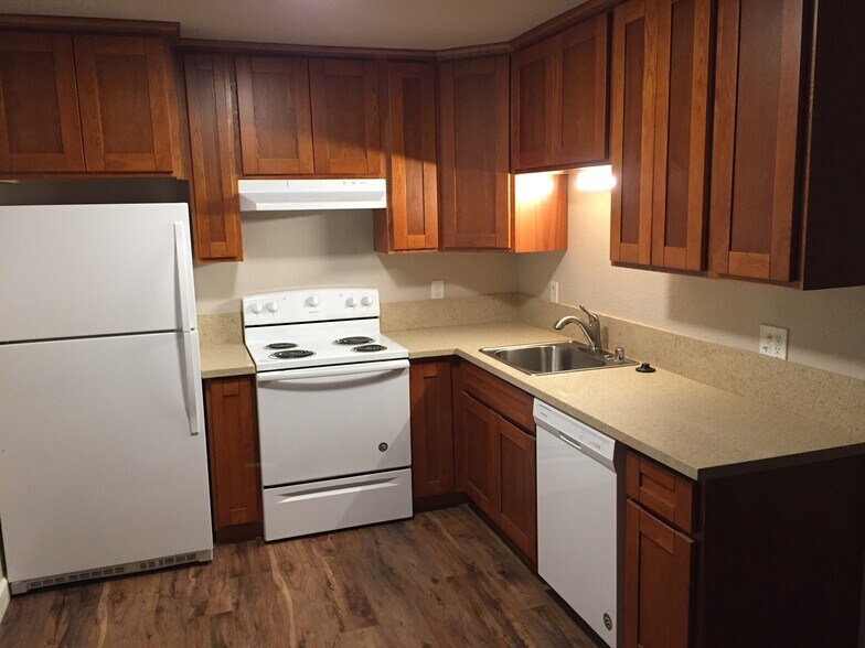 More Photos Of 3701 Morse Ave, Sacramento Apartments For Sale