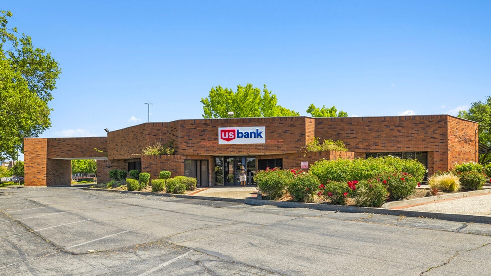 More Photos Of 6199 Sunrise Mall Rd, Citrus Heights Bank For Sale