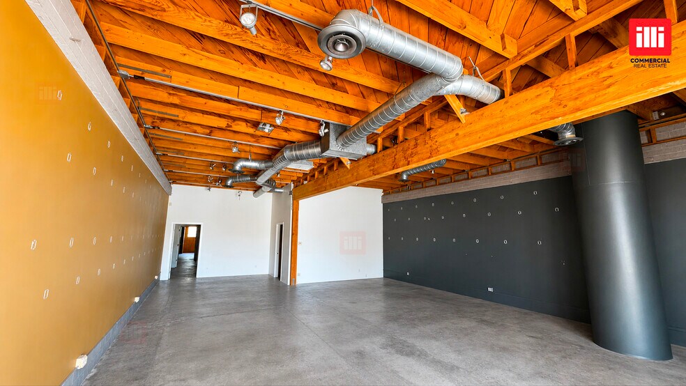More Photos Of 5244-5248 Van Nuys Blvd, Sherman Oaks Storefront Retail Office For Lease