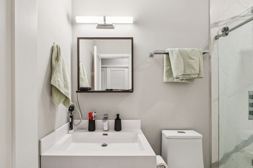 More Photos Of 1516 Green St, Philadelphia Apartments For Sale