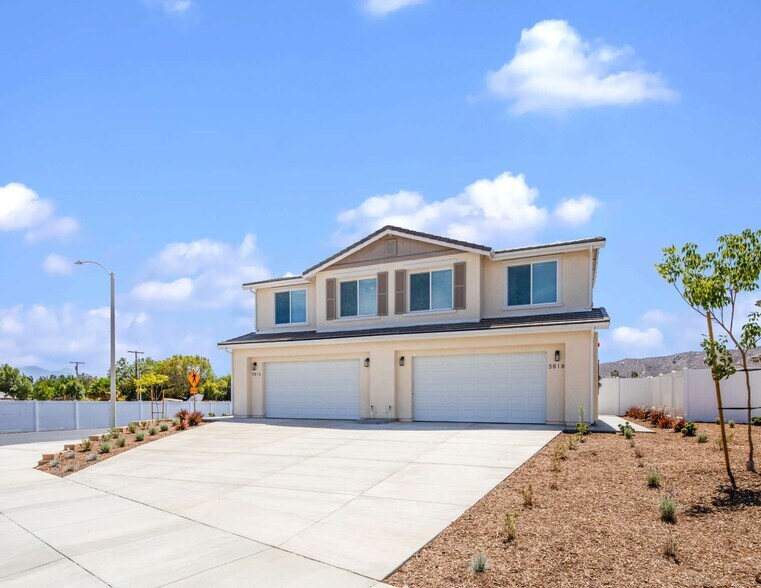 More Photos Of 5824 Persepolis Ct, Riverside Multifamily For Sale