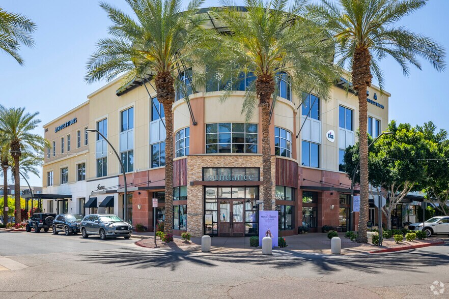 More Photos Of 15051 N Kierland Blvd, Scottsdale Coworking Space