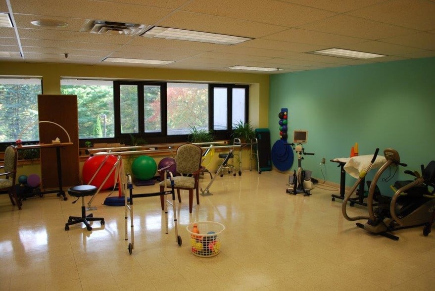 More Photos Of 46 Maple St, Kent Skilled Nursing Facility For Sale