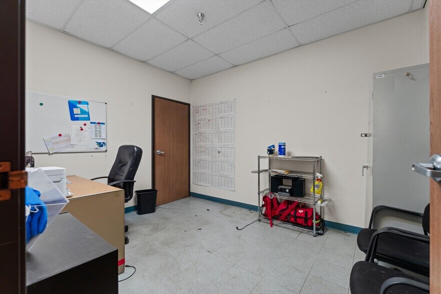 More Photos Of 3700 W Avenue L, Lancaster Schools For Lease