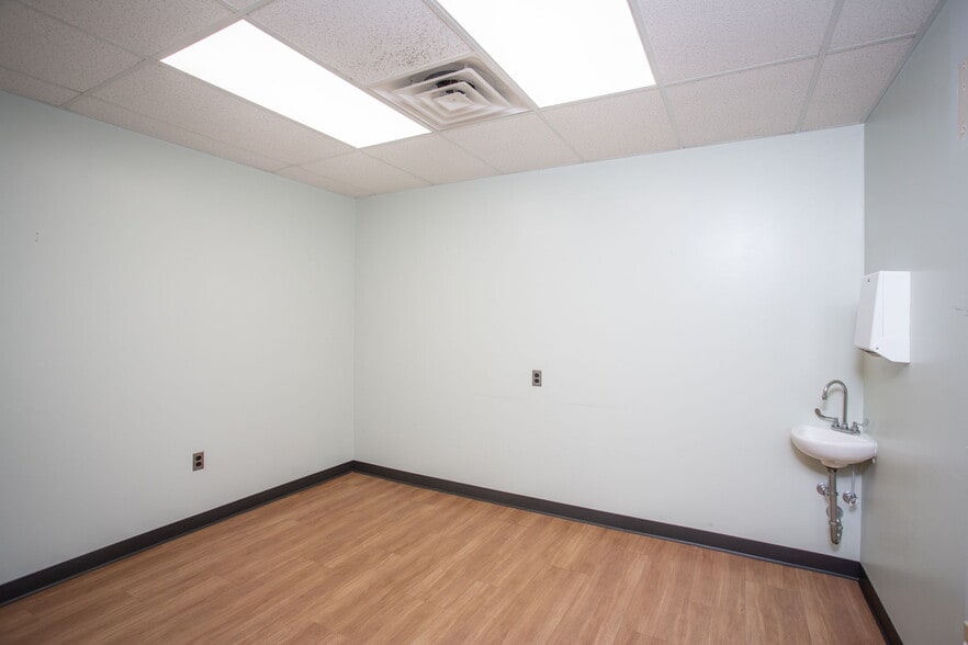 More Photos Of 2062 Pro Pointe Ln, Harrisonburg Medical For Lease