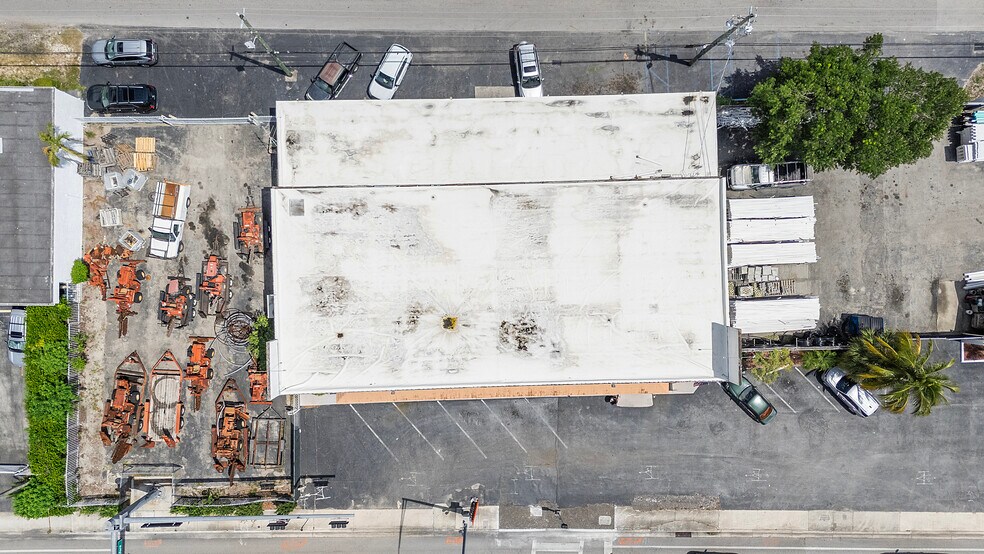 More Photos Of 1535 W Sunrise Blvd, Fort Lauderdale Manufacturing For Sale