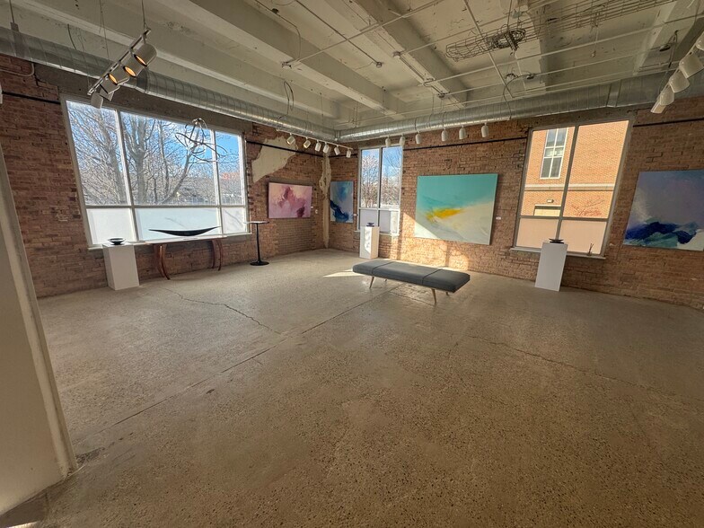 More Photos Of 300 Ionia Ave SW, Grand Rapids Office For Sale