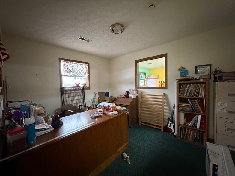 More Photos Of 100 Bosa Dr, Saint Robert Health Club For Sale