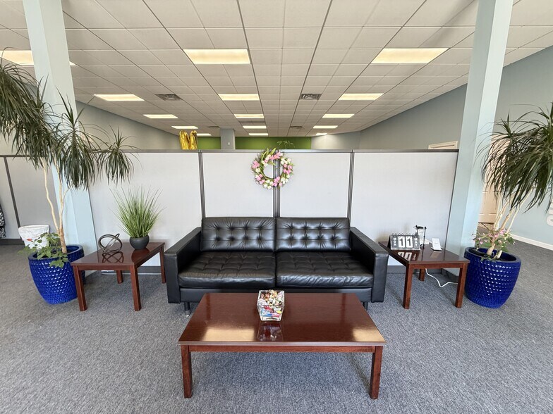 More Photos Of 200 Boston Post Rd, Orange Unknown For Lease