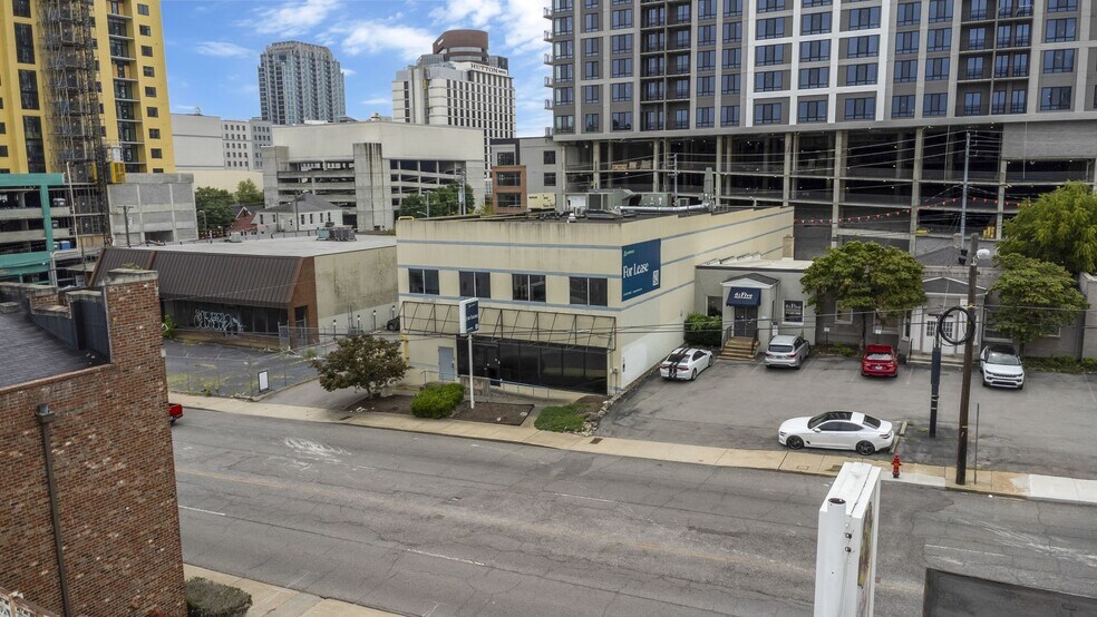 More Photos Of 1911 Church St, Nashville Storefront Retail Office For Lease