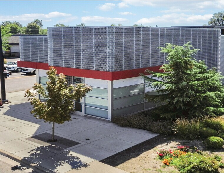 More Photos Of 1129 S Broadway Ave, Boise Freestanding For Lease