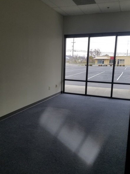 More Photos Of 935 Wilcox Ct, Kingsport Unknown For Lease