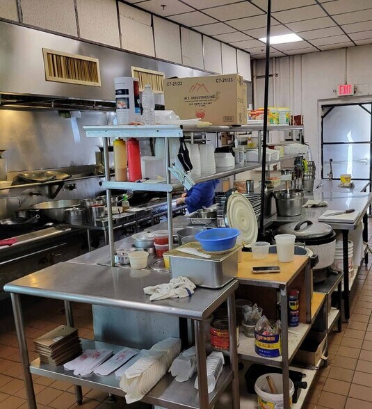 More Photos Of 90-200 US Highway 206 N, Stanhope Unknown For Lease