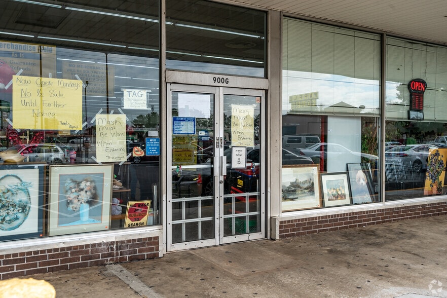 More Photos Of 900 Thornton Rd, Lithia Springs Unknown For Lease