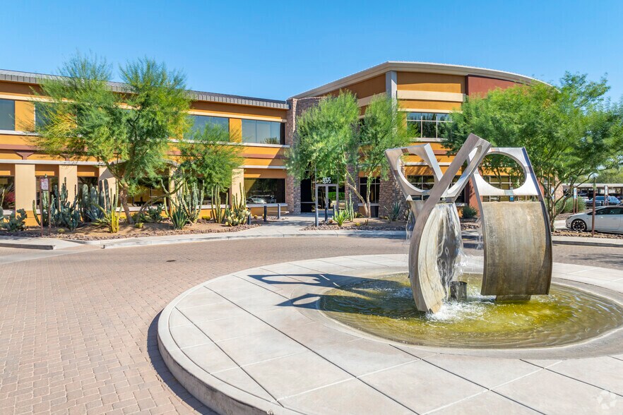 More Photos Of 9375 E Shea Blvd, Scottsdale Coworking Space