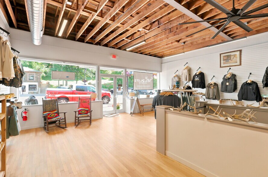 More Photos Of 713 W King St, Boone Storefront For Sale