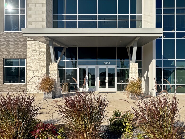 More Photos Of 6800 Weiskopf Ave, McKinney Coworking Space