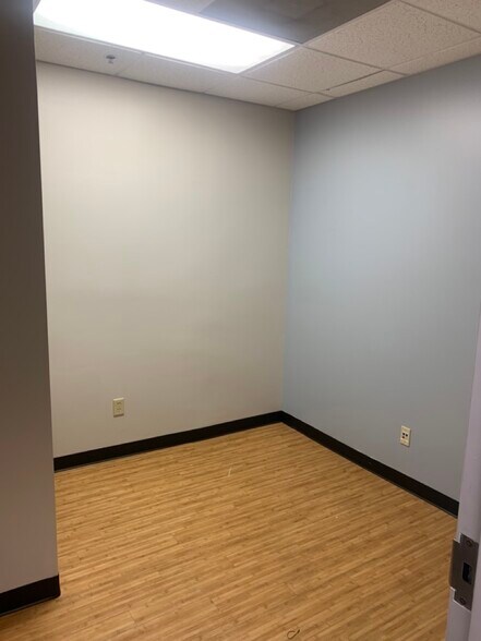 More Photos Of 668-670 N Orlando Ave, Maitland Office For Sale