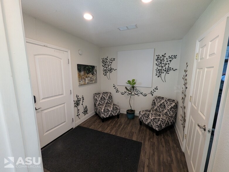 More Photos Of 1215 L St, Bakersfield Loft Creative Space For Sale