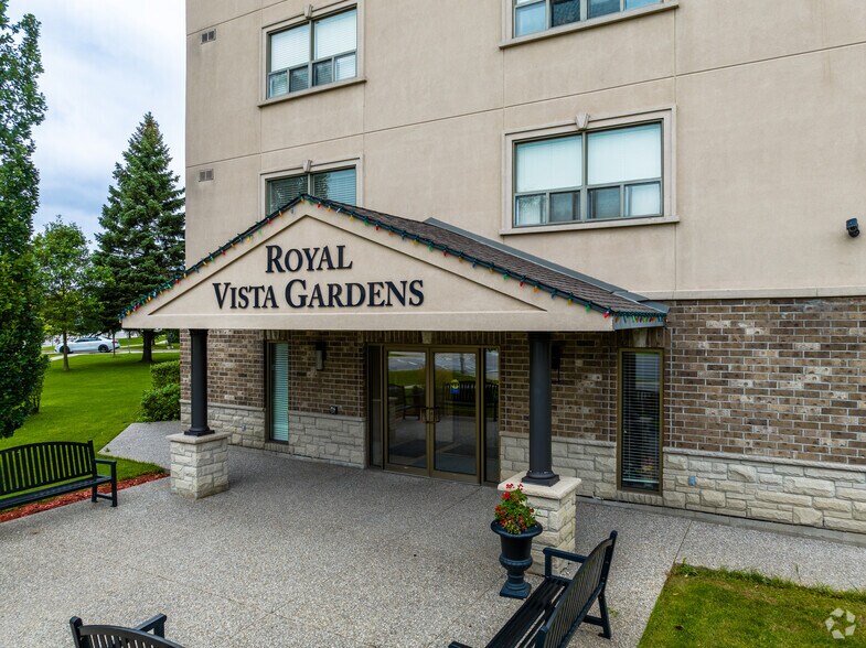 More Photos Of 1489 Upper Gage Av, Hamilton Apartments For Sale