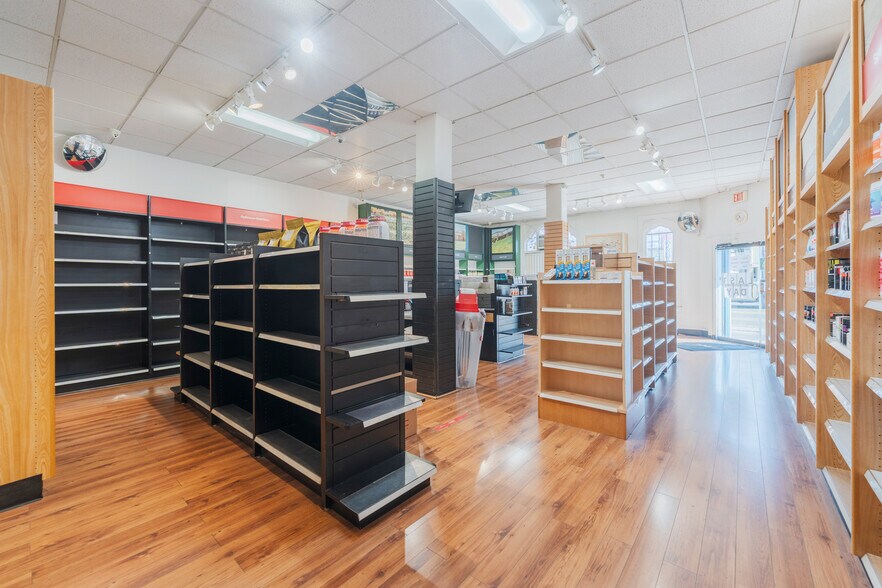 More Photos Of 159-165 S Western Ave, Los Angeles Loft Creative Space For Lease