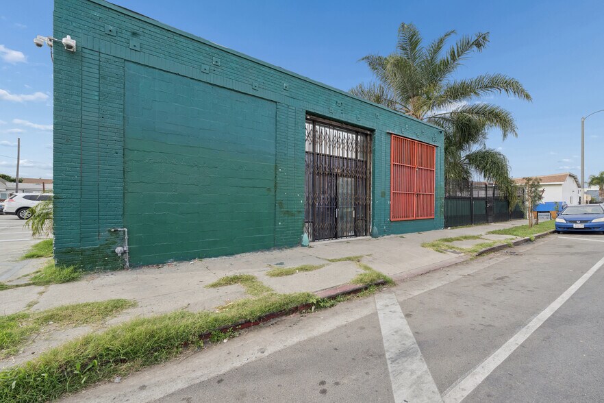 More Photos Of 6215 S San Pedro St, Los Angeles Mixed Retail For Sale