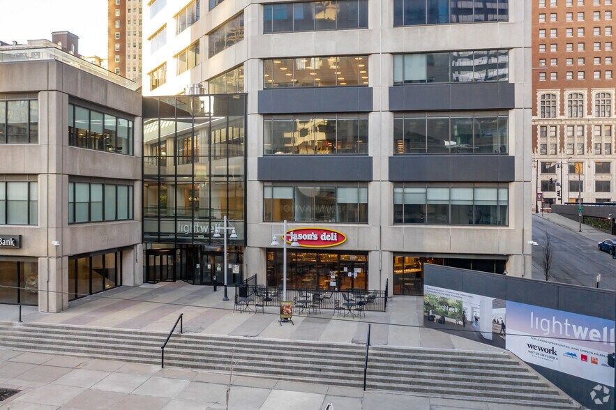 More Photos Of 1100 Main St, Kansas City Office For Lease