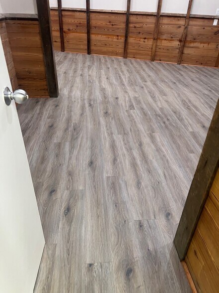 More Photos Of 1301-1339 Metropolitan Ave, Brooklyn Warehouse For Lease