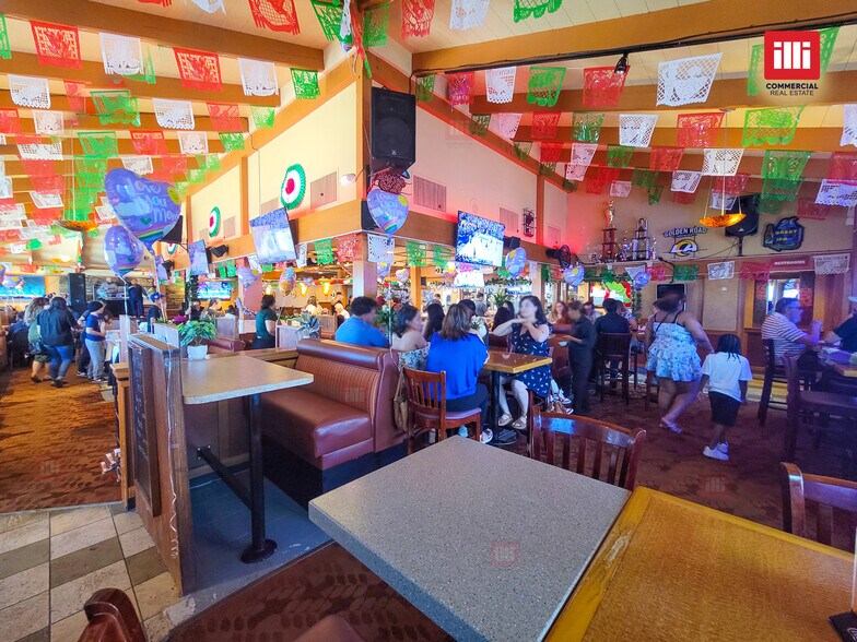 More Photos Of 44430 20th St W, Lancaster Restaurant For Lease