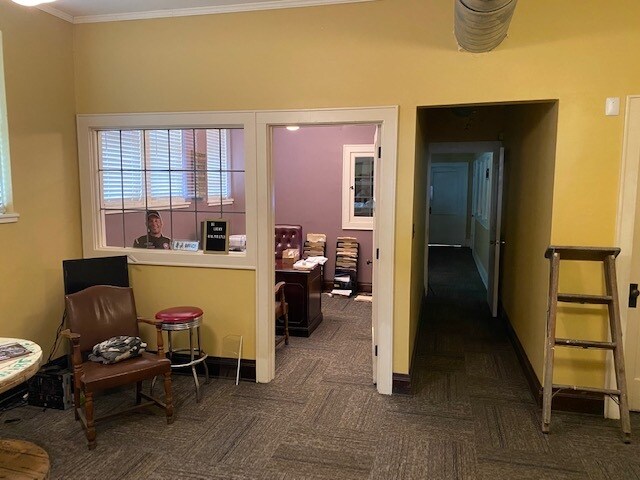 More Photos Of 3860 N Palmer St, Milwaukee Flex For Sale