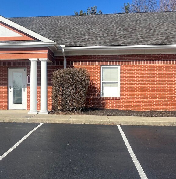 More Photos Of 951 Worthington Woods Loop Rd, Columbus Medical For Lease