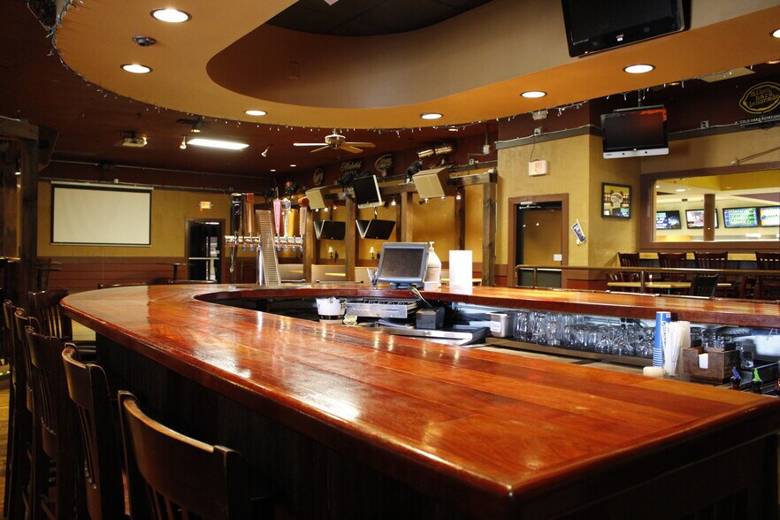 More Photos Of 525 Pleasant St, Northampton Bowling Alley For Sale