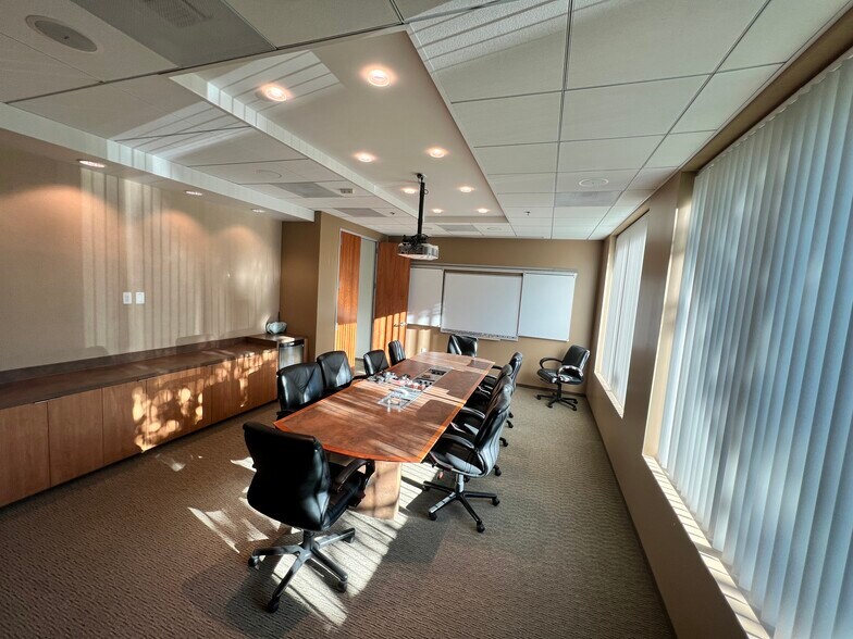 More Photos Of 9551-9591 Irvine Center Dr, Irvine Research And Development For Lease