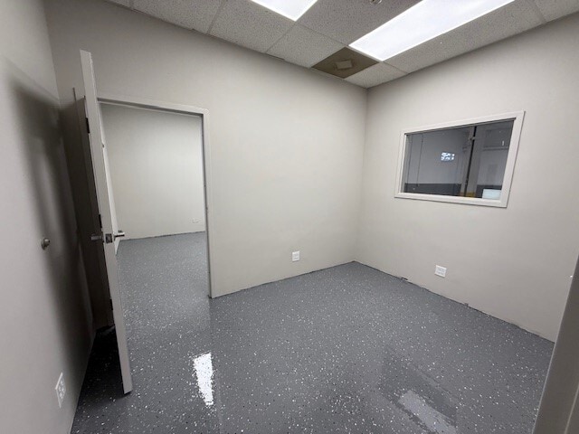 More Photos Of 16135 New Ave, Lemont Warehouse For Lease