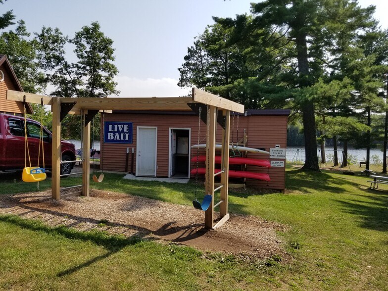 More Photos Of W4249 Pine Pointe Ln, Tomahawk Trailer Camper Park For Sale