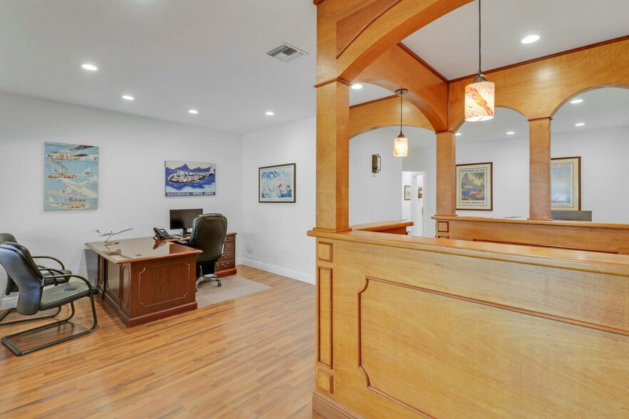 More Photos Of 725 N Hwy A1A, Jupiter Medical For Sale