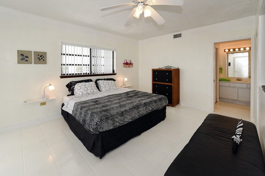 More Photos Of 74560 Overseas Hwy, Islamorada Apartments For Lease