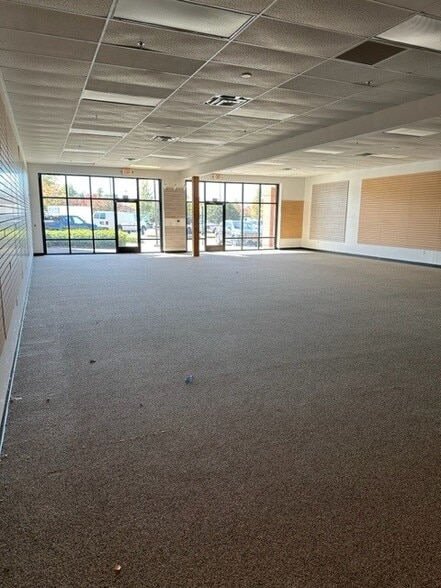 More Photos Of 600 E Main St, Cartersville Unknown For Lease