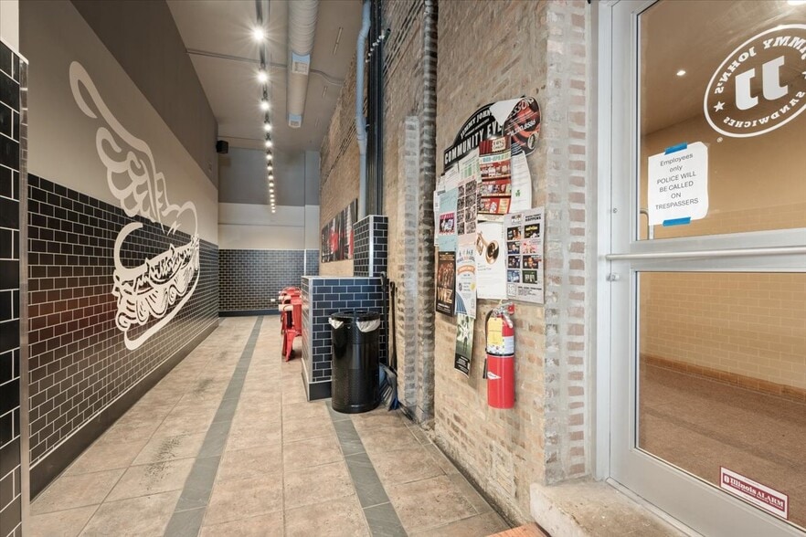 More Photos Of 7321 Madison St, Forest Park Restaurant For Sale