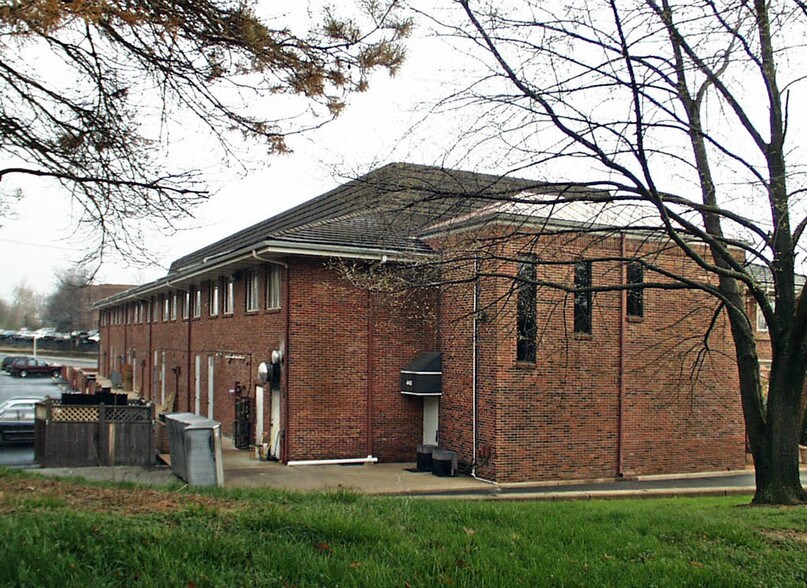 More Photos Of 455-459 N New Ballas Rd, Creve Coeur Medical For Lease