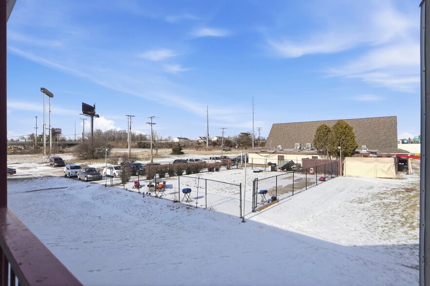 More Photos Of 3527 W Coliseum Blvd, Fort Wayne Hotel For Sale