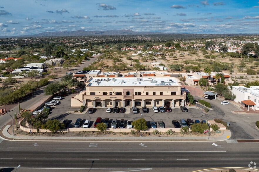 More Photos Of 2292 W Magee Rd, Tucson Coworking Space