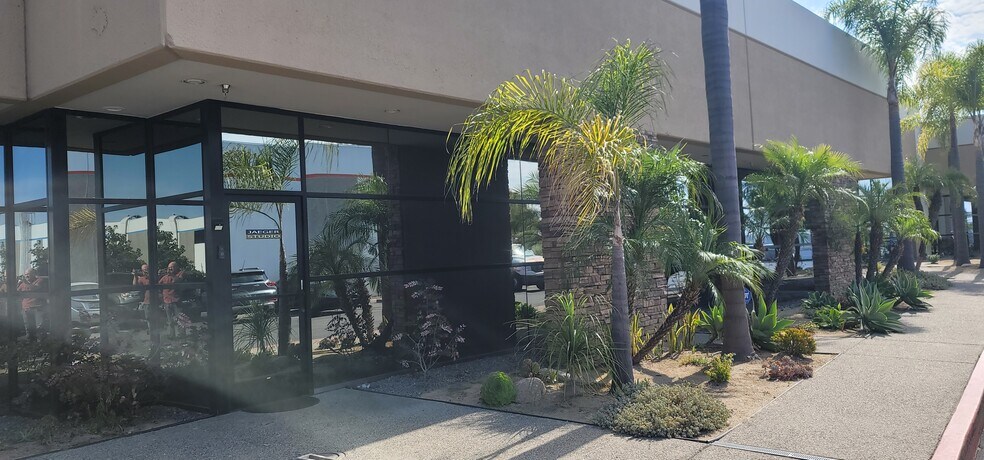 More Photos Of 2598 Fortune Way, Vista Light Distribution For Sale