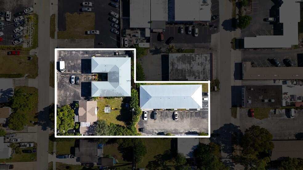 More Photos Of , Fort Myers Multifamily For Sale